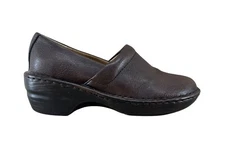 Bass Sheena Women’s Clogs Shoes Color Brown Size 7M Slip On