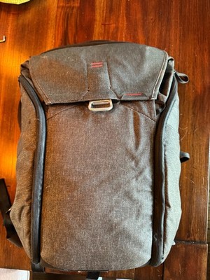 Peak Design Everyday Backpack - Charcoal, Used in Good Condition