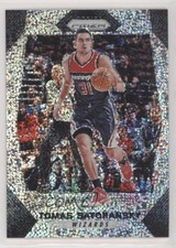 2017-18 Panini Prizm White Sparkle Prizm Tomas Satoransky #137 0f4i