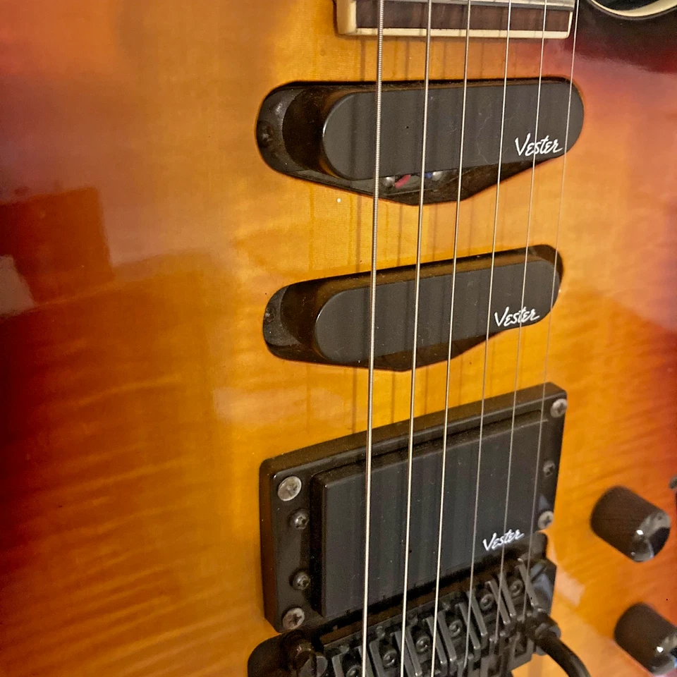 VESTER II "Concert Series" • Floyd Rose lic. bridge • Sunburst • Flame Top • HSS - Image 4 of 4