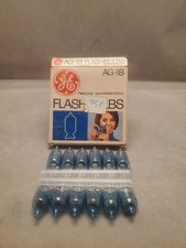 OLD VINTAGE GE FLASHBULB AG-1B FLASHBULBS TWELVE 12 FILM PHOTOGRAPHY COLLECTORS