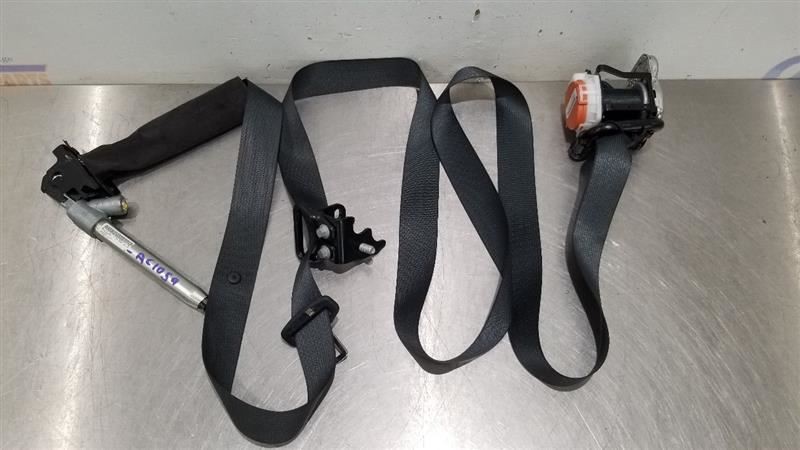Aston Martin Vantage FRONT+RIGHT Seat belt P/N 3063559