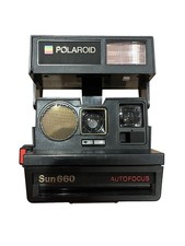 Polaroid 660 Autofocus Instant Camera   Button Unresponsive / Untested   As-Is