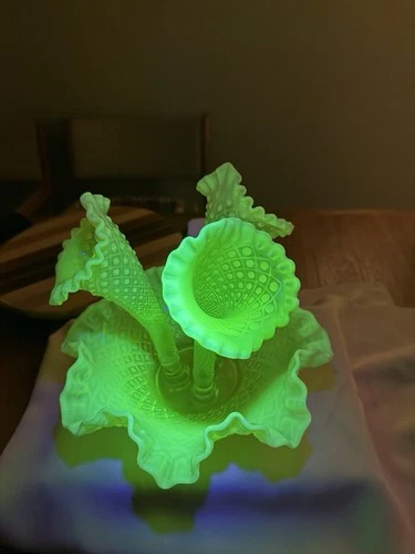 Fenton Topaz Diamond Lace Epergne Opalescent Canary Topaz Vaseline Glass Rare