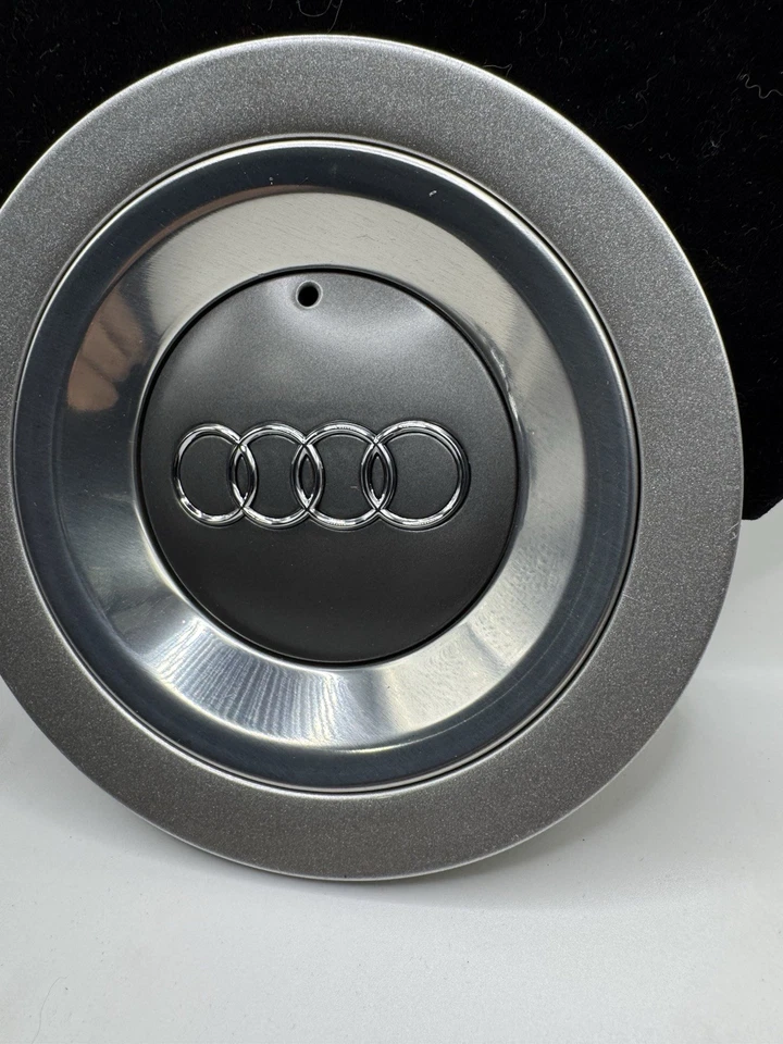 OEM Volkswagen Audi 2003 2004 A4 S4 A4 Quattro Center Cap 8H0-601-165-B-7ZJ - Изображение 3 из 4