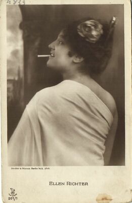 PC ELLEN RICHTER, MOVIE STAR, Vintage REAL PHOTO Postcard (b28839)