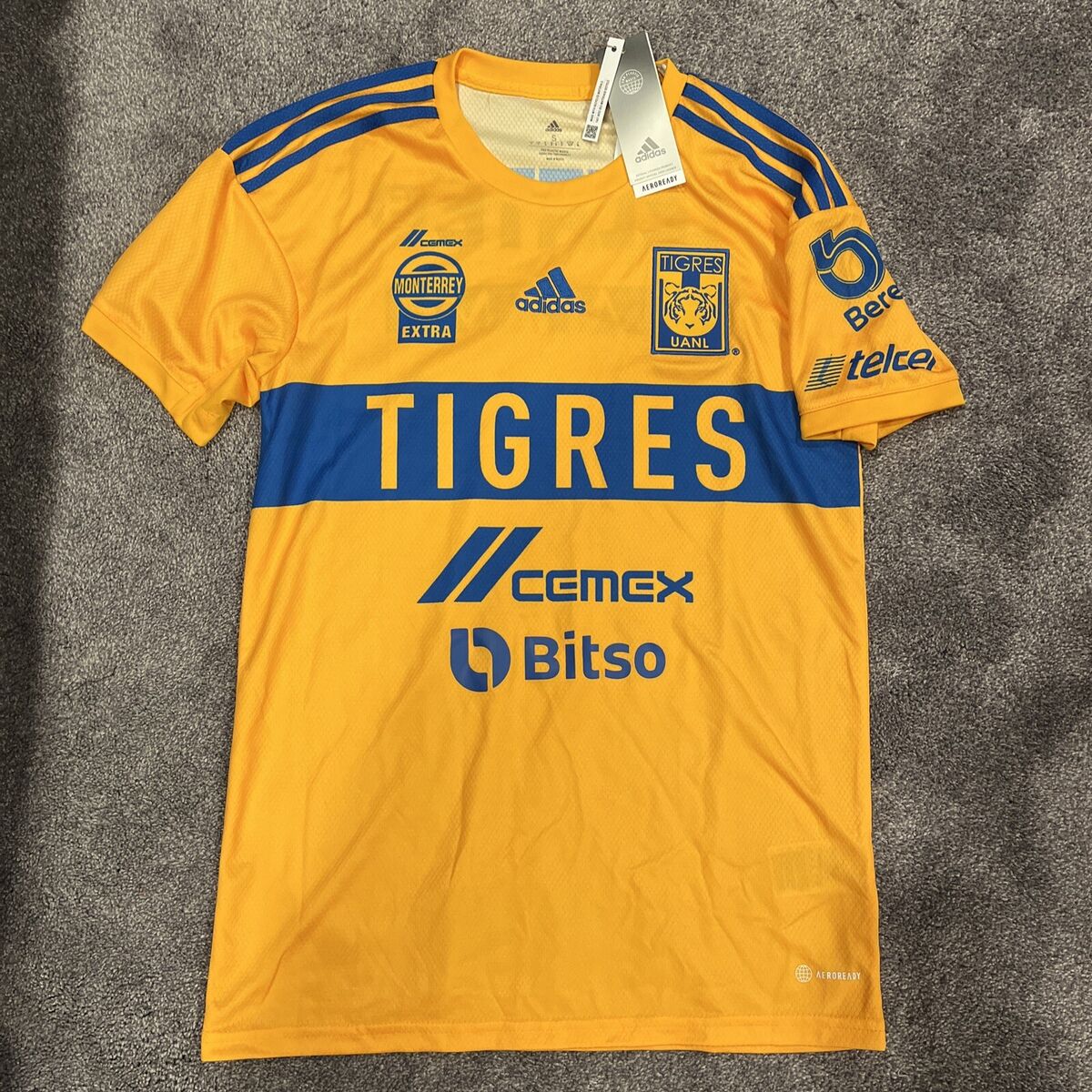Adidas Tigres UANL Mexico Gold Soccer Jersey 22/23 Mens Size Small IP2039 Adidas Tigres UANL Mexico Gold Soccer Jersey 22/23 Mens Size Small IP2039