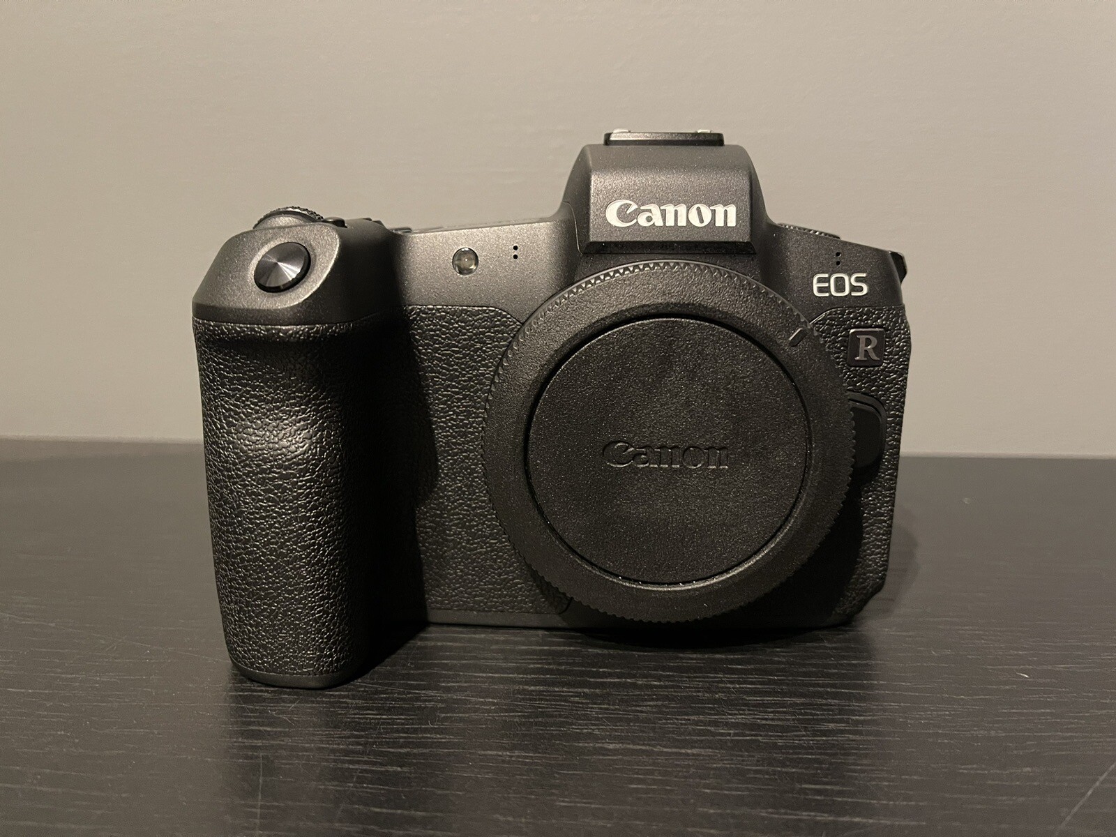 Canon EOS R 30.3MP Mirrorless Digital Camera Black (Body Only
