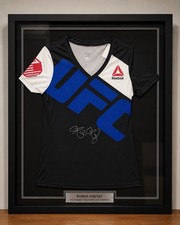 Ronda Rousey MMA Cards and Autographed Memorabilia Guide 24