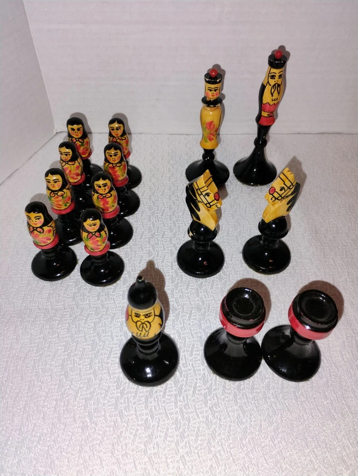 Juego de ajedrez ruso de colección URSS madera pintado a mano Matryoshka Babushka ***Juego parcial Foto 2 de 3