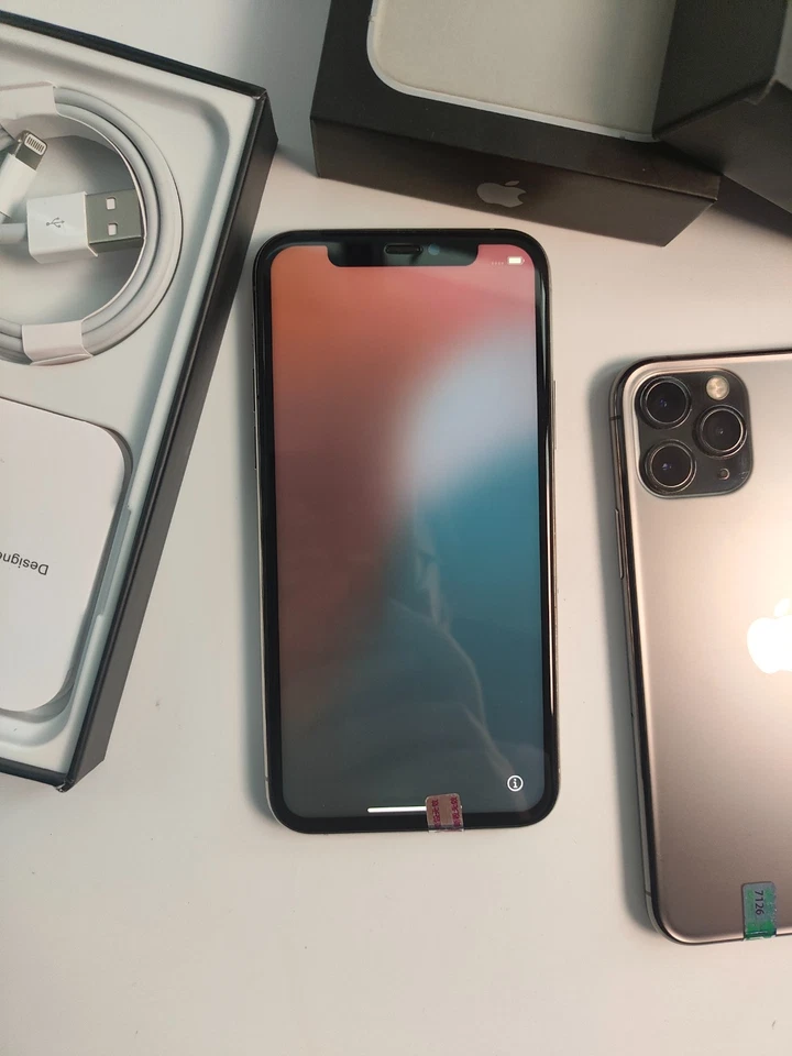 Apple iPhone 11 Pro 256GB Unlocked Very Good Condition With Face ID With Box - Image 4 of 4