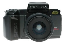 Pentax SFX SLR Camera 35 - 80mm Zoom Lens and Data Back F6