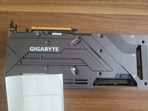 GIGABYTE Radeon RX 7800 XT GAMING OC 16GB GDDR6 Graphics Card - Photo 4/7