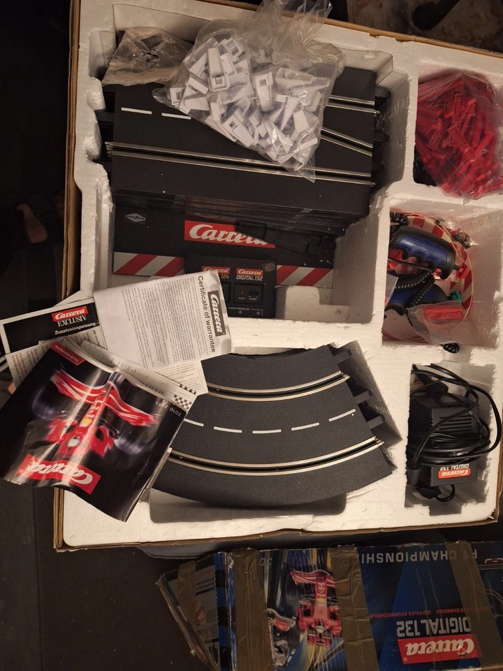 @Carrera Digital 132 F1 Campion Ship 30131 ( Dachbodenfund) @ - Bild 2 von 3