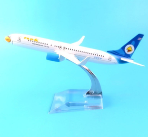 boeing 737 toy