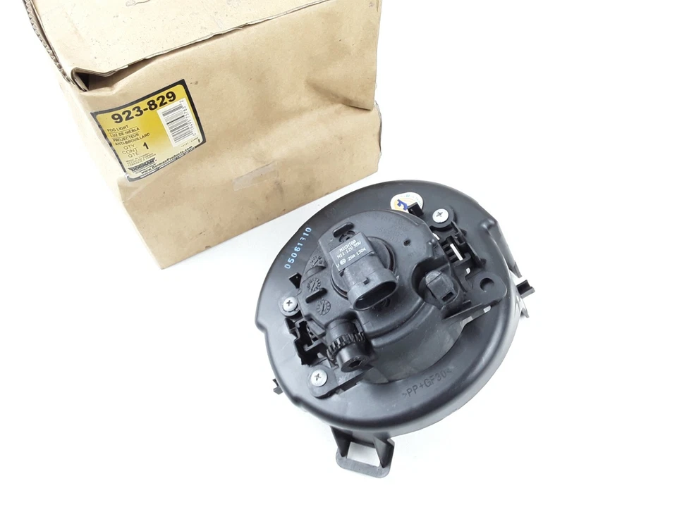 Conjunto de luz antiniebla izquierda Dorman 923-829 para Nissan Frontier, Pathfinder 2005-2012 Foto 2 de 3