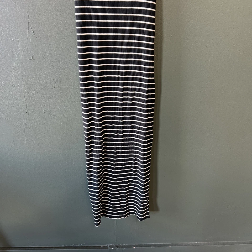Carve Designs Dress Women's M Black White Stripe Long Dress - Изображение 2 из 4