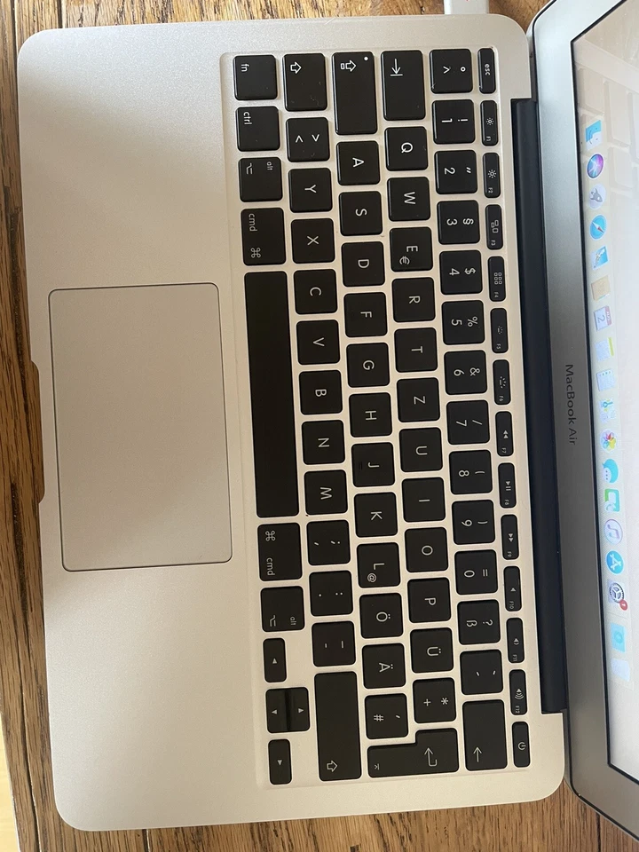 MAC BOOK AIR 2012 - Bild 4 von 4