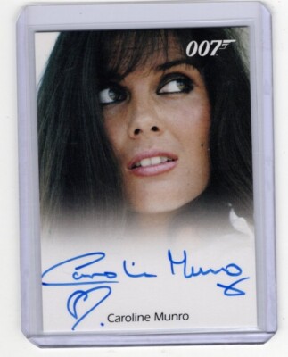 JAMES BOND HEROES & VILLAINS CAROLINE MUNRO AUTOGRAPH 2010 RITTENHOUSE NAOMI