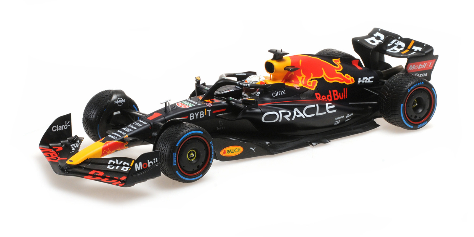Minichamps 1:18 RED BULL RB18 MAX VERSTAPPEN 3RD MONACO WITH RAIN TYRES W.C 2022