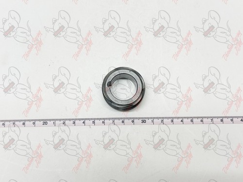 Nissan OEM Gear-Drive SPEEDOMETER 32701-W5802 Genuine - Picture 7 of 13