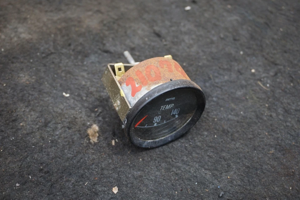 Medidor de temperatura del refrigerante del motor Smiths Celcius OEM Lotus Elite Eclat 1975-82 Foto 2 de 3