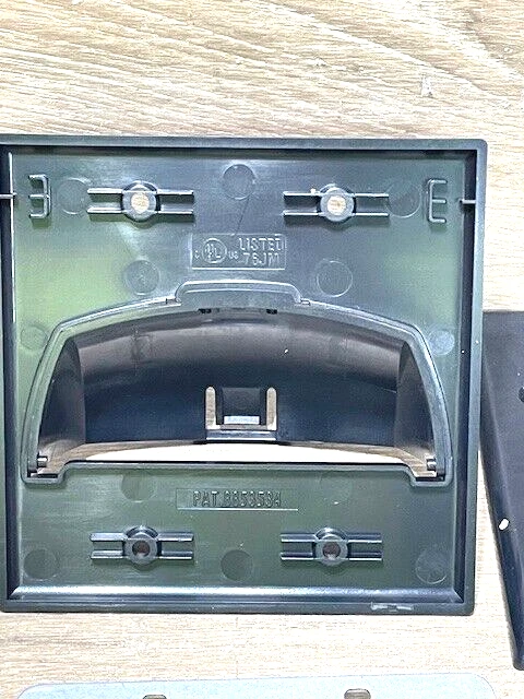 ECHOGEAR Черный в Настенном Кабеле Скрытие 2 Упаковок Двойной Канал Проход Лот из 24 Упаковок - Изображение 4 из 4