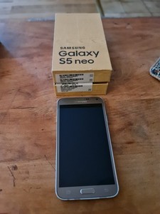 Samsung Galaxy S5 Neo SM-G903F - 16GB - Silber (Ohne Simlock) Smartphone