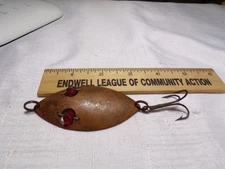 VTG Fishing Lure Gold Red Eye Wiggler Rochester NY