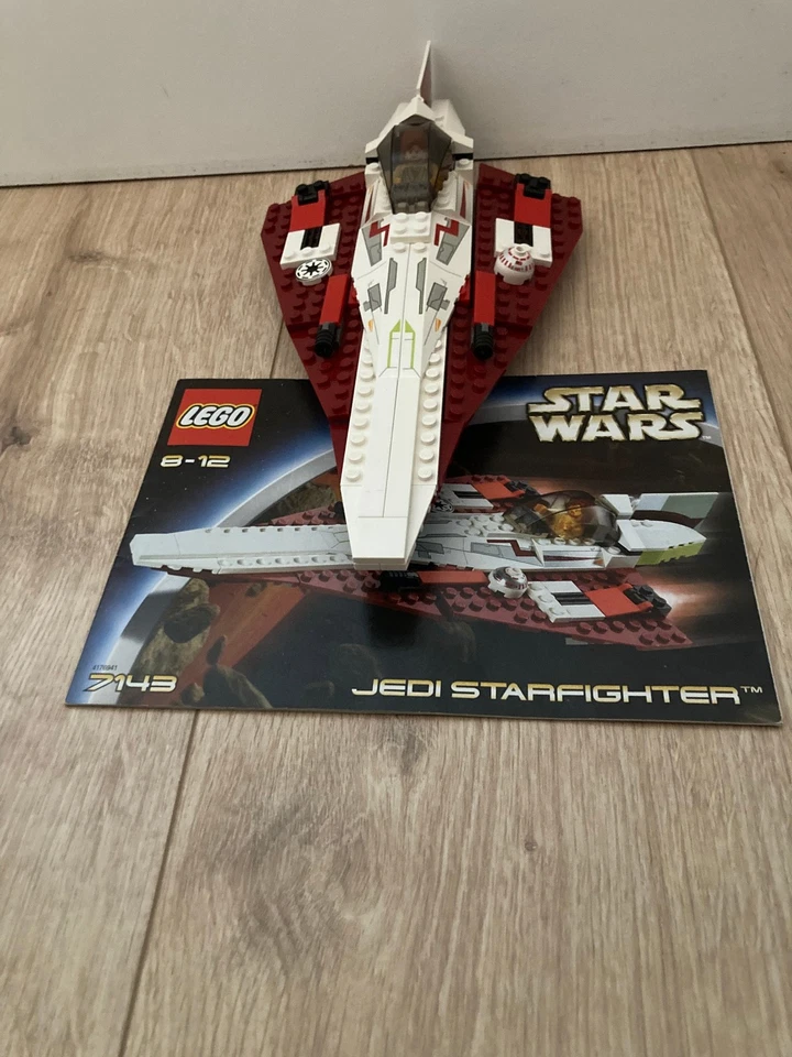 LEGO Star Wars 7143 Jedi Starfighter, photo 1 sur 5