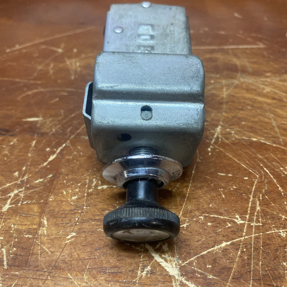 MOTORCRAFT 头灯开关 福特 B600 F600 F650 F750 F800 — 第 4/4 张图片