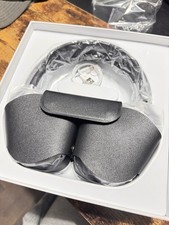 Black Apple AirPods Max USB-C-with Smart Case New