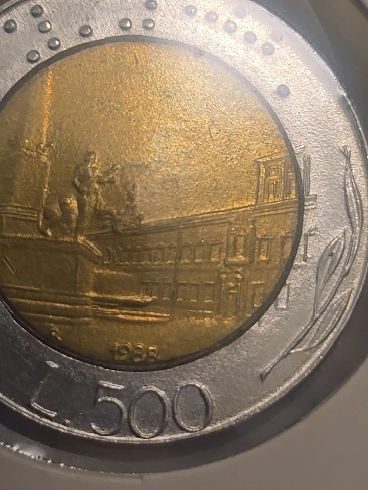 未流通 500 Lire 1988 R Off-Center Strike。   错误硬币 — 第 2/4 张图片