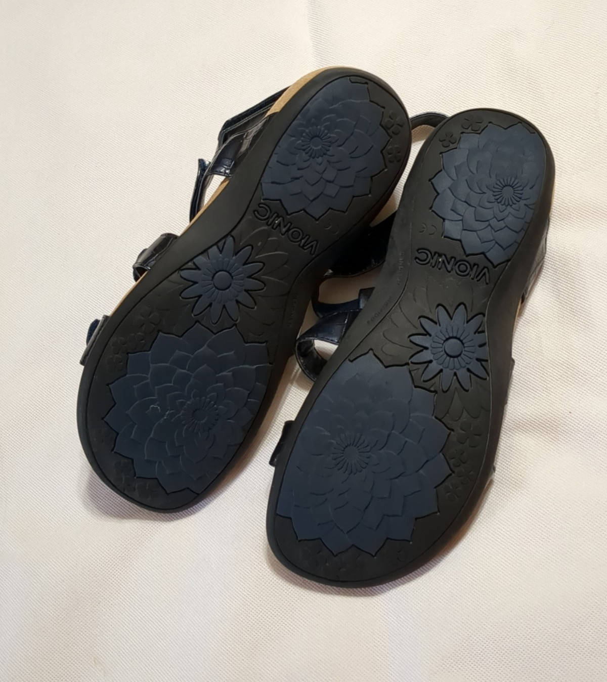 Vionic Amber Adjustable Flat Strappy Sandals Wome… - image 9