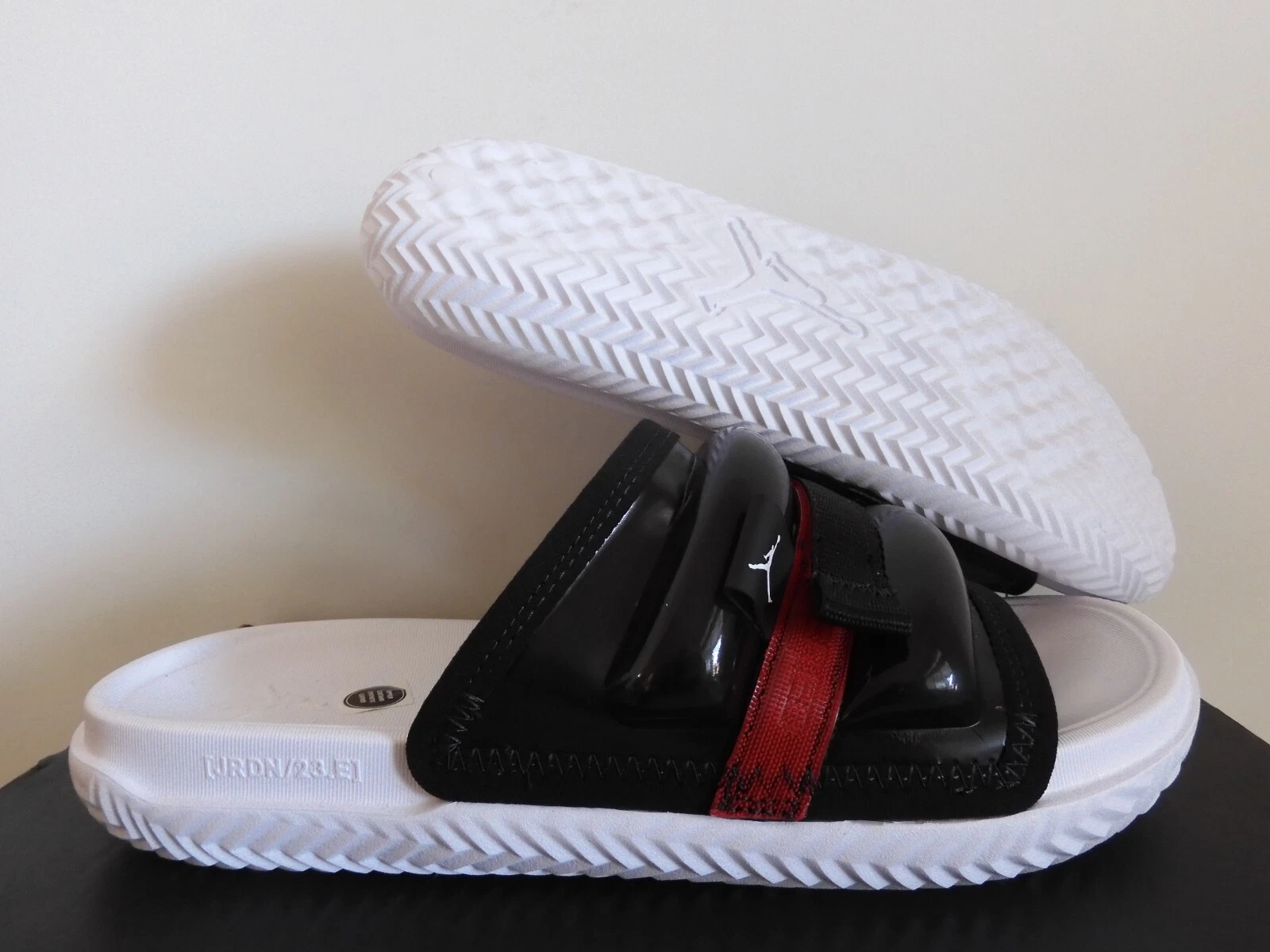 NIKE AIR JORDAN SUPER PLAY SLIDE NERO BIANCO ROSSO "SANDALI" TAGLIA 13 [DM1683 061]
