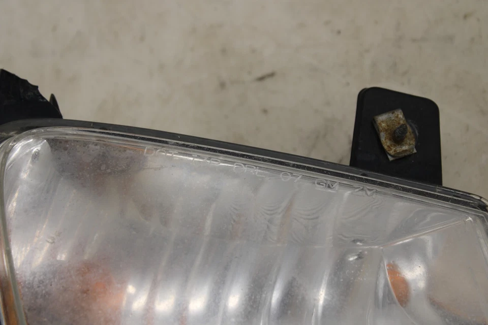 Lámpara de señal de giro derecha Saturn Sky 2007-2010 OEM KW12 Foto 3 de 4