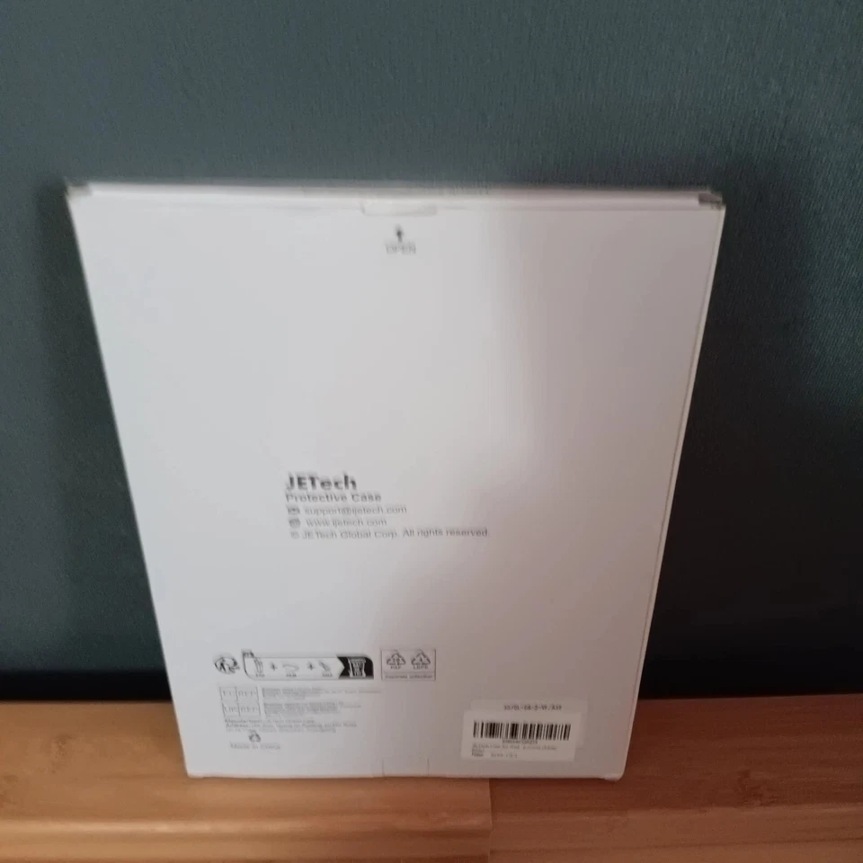 JETech Protective  Case for  iPad 9/8/7 Misty Blue 3070L-CS-2 - Image 4 of 4