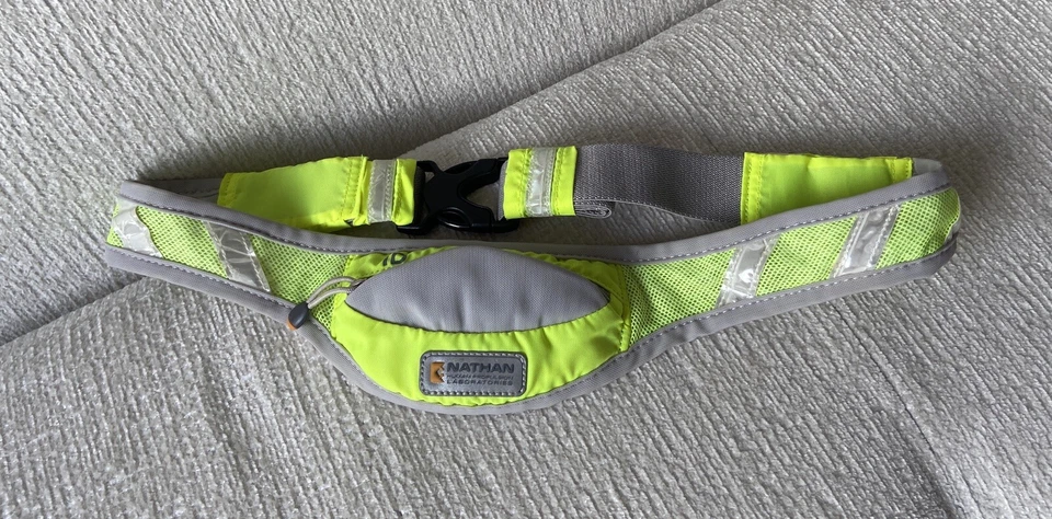 Paquete de corredores reflectantes Nathan Human Propulsion Laboratories amarillo neón EE. UU. Foto 2 de 4