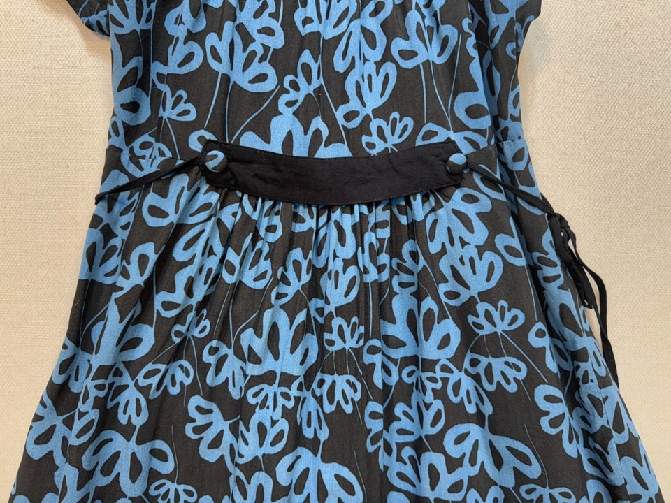 Twenty One Fit & Flare 连衣裙女式 M 码蓝色花卉短袖波西米亚休闲 — 第 4/4 张图片