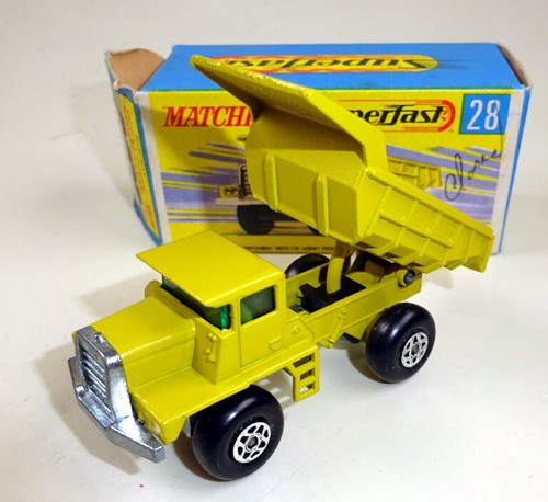 Matchbox SF Nº 28A Mack Dump Truck amarillo verde escalones abiertos excelente en caja "H" - Imagen 9 de 11