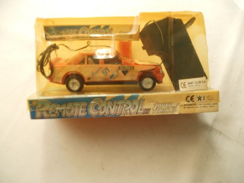 CAR- GAMES- REMOTE- CONTROL- SYPER-EHICLES-FOR- CHLDREN-5-11-YEARS-VINTAGE. - Picture 5 of 5