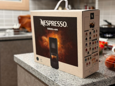 Nespresso Essenza Mini C30 Capsule Coffee Machine Black Color