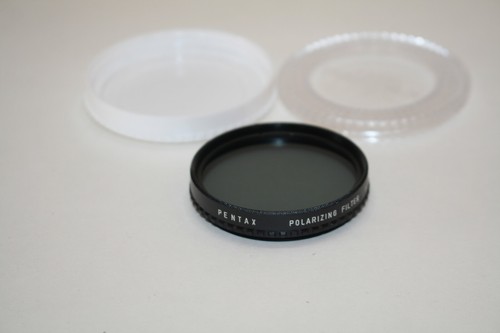 GENUINE PENTAX POLARIZING 49mm FILTER w/ PENTAX CASE* - Picture 2 of 4