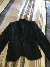 Express Black Blazer Women  s Size 4   Unique Stitching, 1 Button