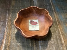 New Hawaiian Kamani Wood Hand Carved Bowl 6” Round scalloped edge