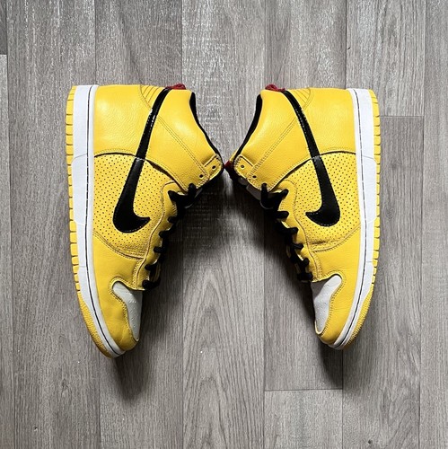 Nike SB Dunk High Premium Wet Floor Sign 2009 Release Size U.K 9.5 - Picture 3 of 24