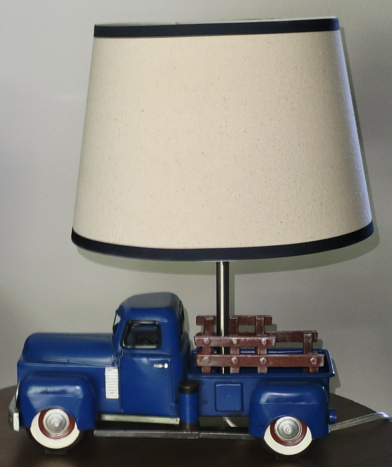 Pottery Barn Kids Classic Vintage Ford Style Metal Blue Pick Up Truck Table Lamp