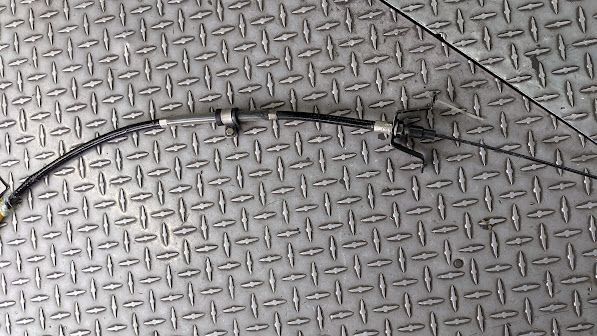 ROLLS ROYCE UR26789 ASSY CABLE PARKING BRAKE PEDAL TO EQUALISER LHD