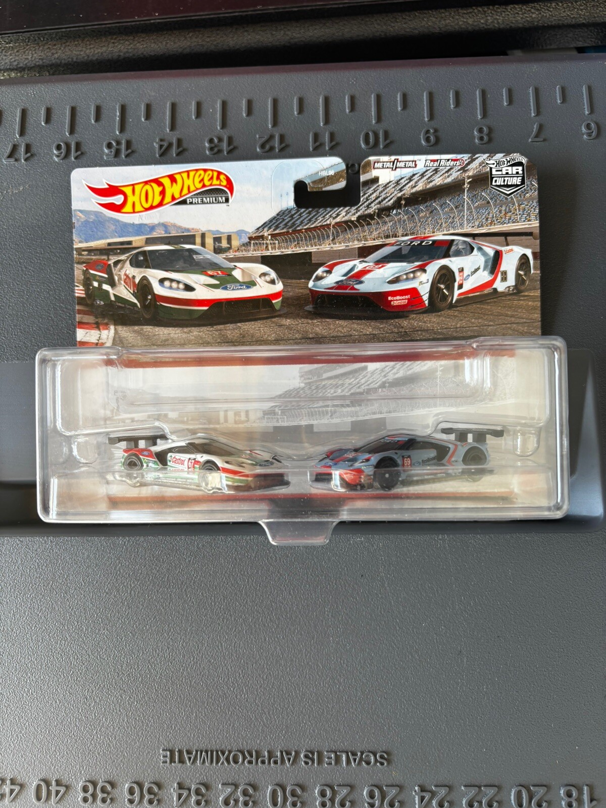 2022 Hot Wheels Car Culture 2 Pack Premium Set '16 Ford GT Race White