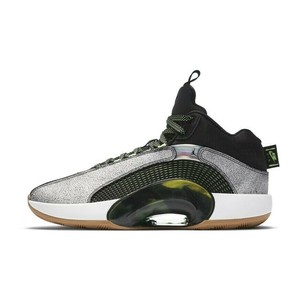 boys basketball shoes size 4